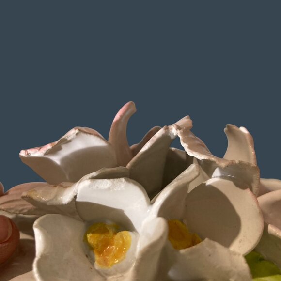 Ethan Allen Italian Ceramic Floral Trinket Box With Pink Flowers - Picture 10 of 10